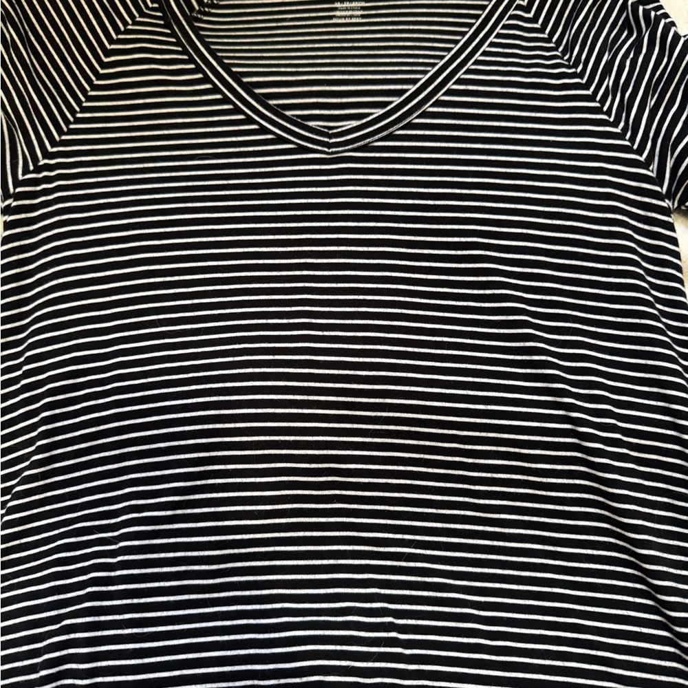 American Eagle Outfitters Black and White Striped Tee